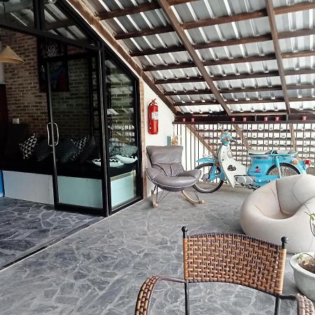 Hôtel #Xi Kt Poshtel à Koh Tao Extérieur photo